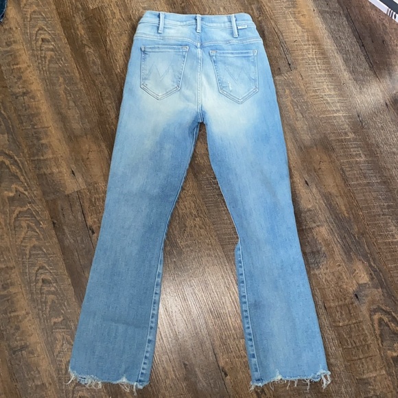 Mother The Hustler Ankle Chew in Petal Plucker Hi Rise Bootcut Flare w/Raw Hem - Picture 12 of 15